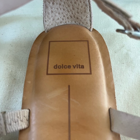Dolce Vita Neutral Sandals - Picture 7 of 9